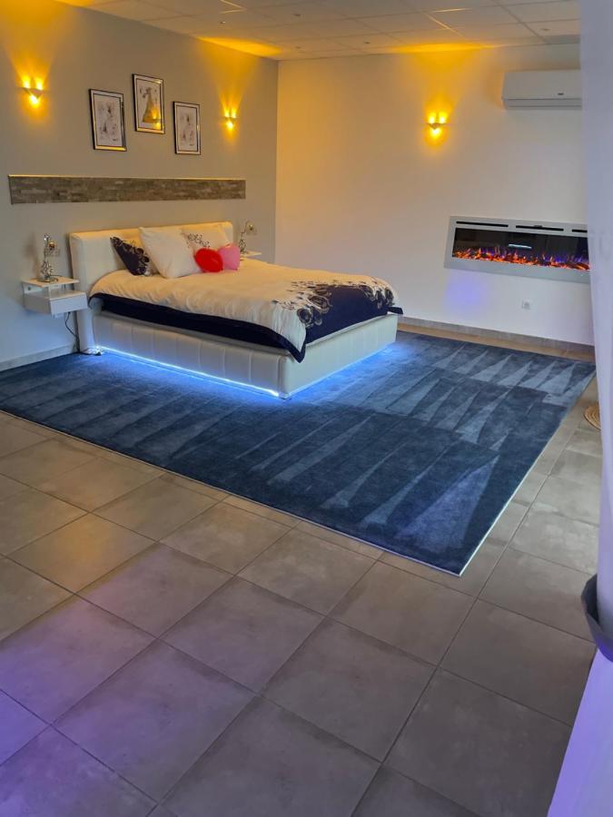Luxury Loft Spa Сен-Дизье Экстерьер фото